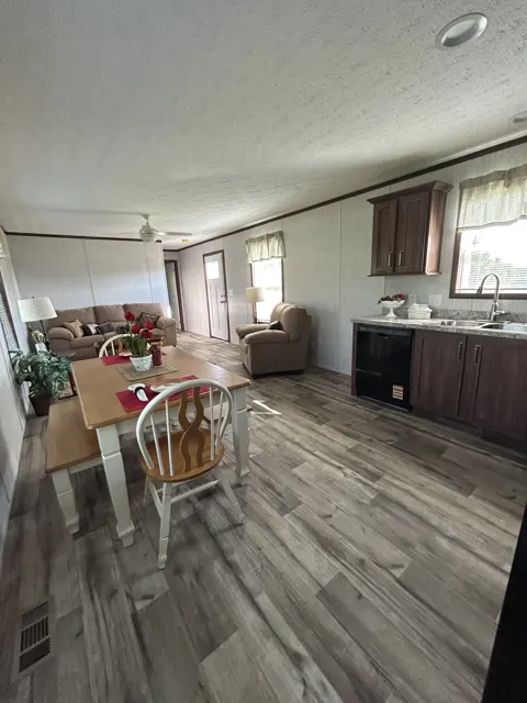 Greater Ops display home interior, photo 9