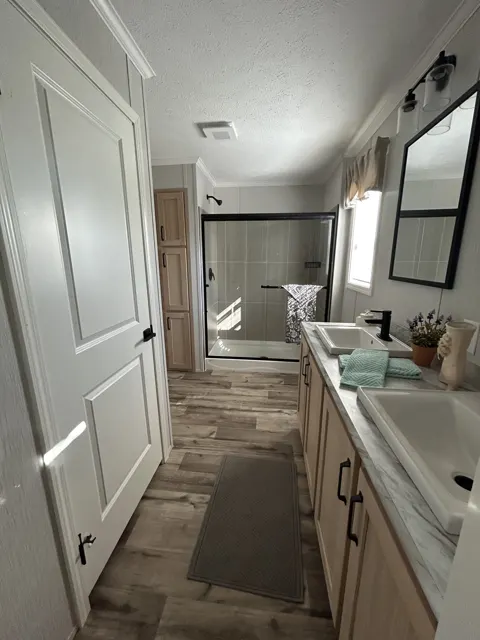 Ramsey display home interior, photo 7