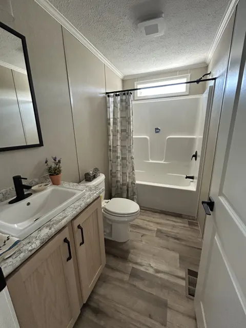 Ramsey display home interior, photo 11