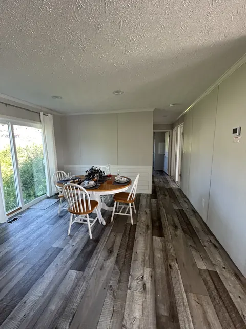 Shifty display home interior, photo 6