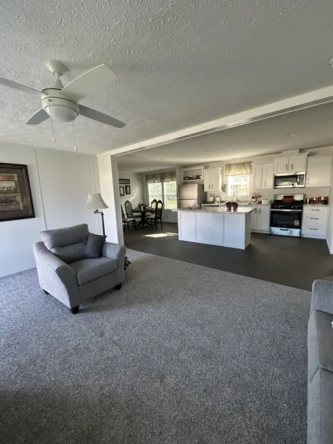 Super Bee display home interior, photo 3