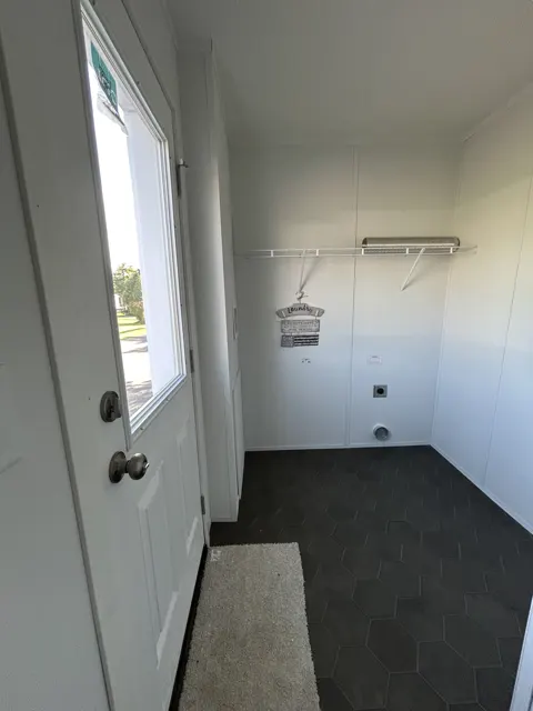 Super Bee display home interior, photo 7