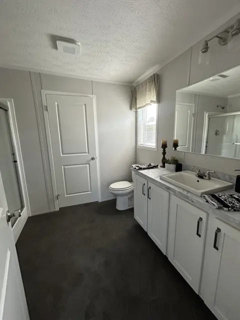 Super Bee display home interior, photo 9